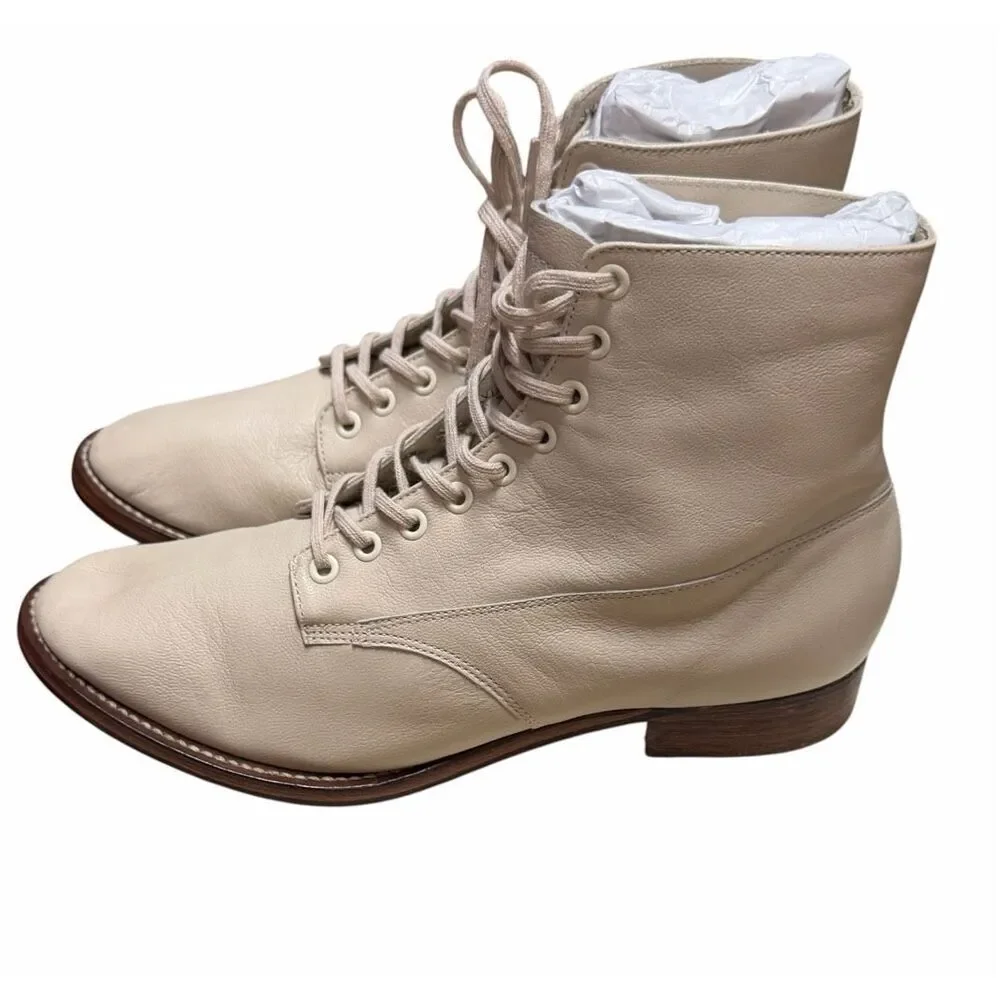 THE GREAT Distressed Boxcar Boot in Cream NWB Size 6